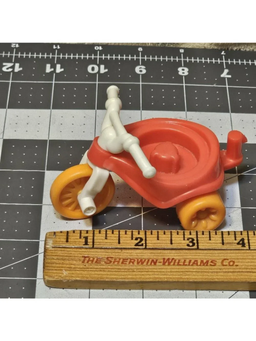 Fisher Price Little People RED TRICYCLE 3 WHEELER TOY for FPLP Figures